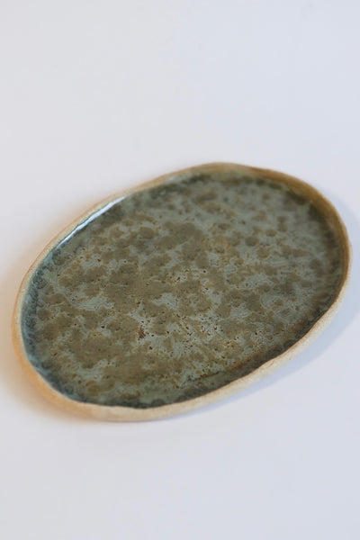 Pebble Plates