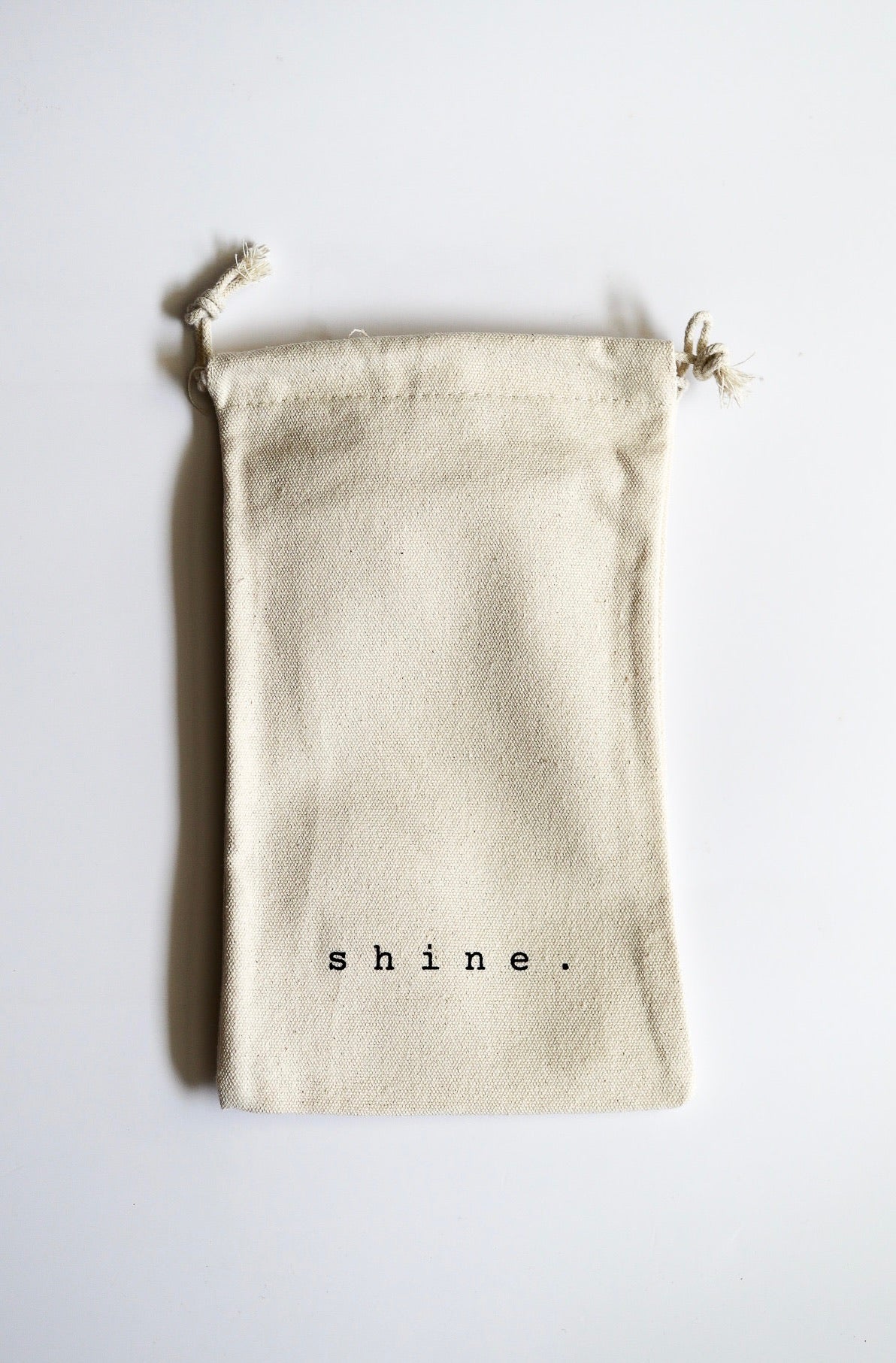 Shine linen pouch II