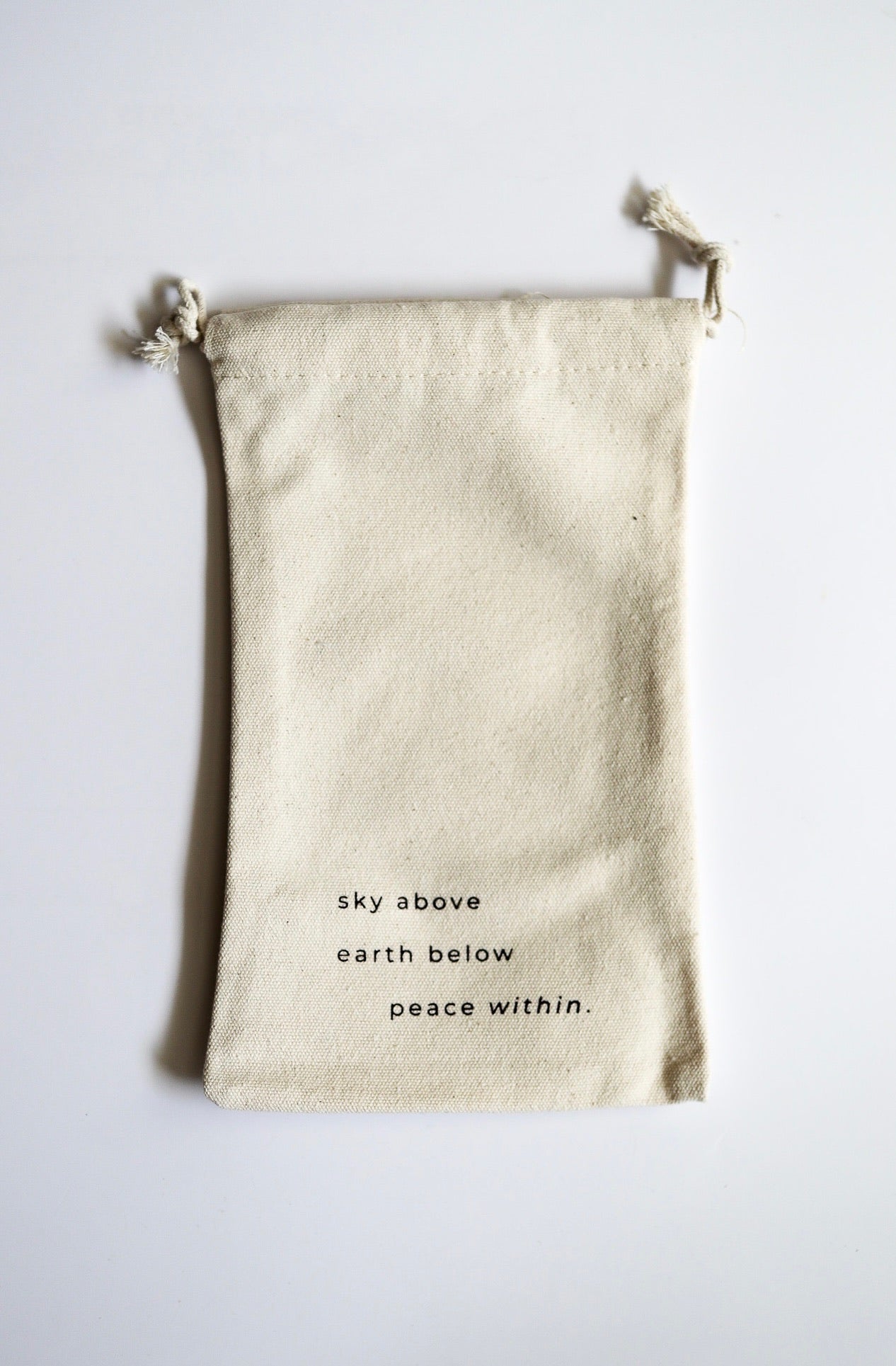 Shine linen pouch II