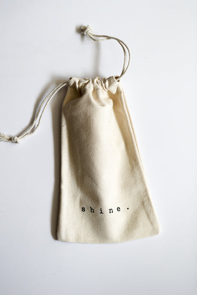 Shine linen pouch II