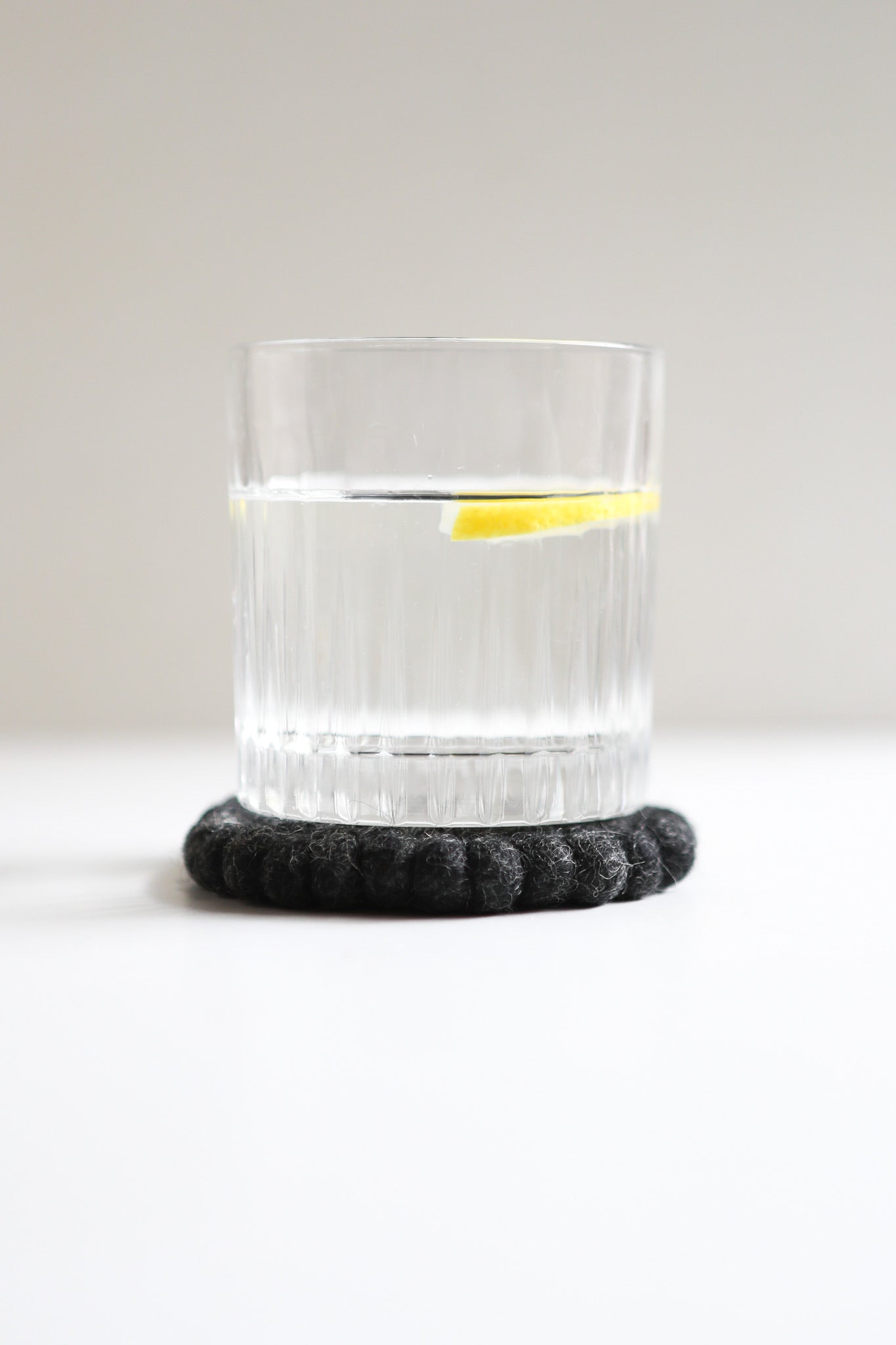 Woven coaster - black - set of 4