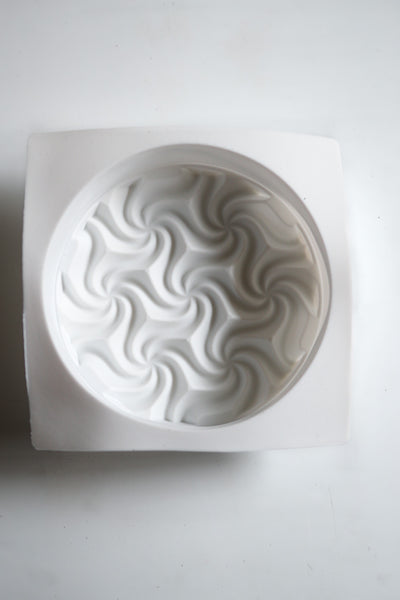 Wavy mousse cake mold