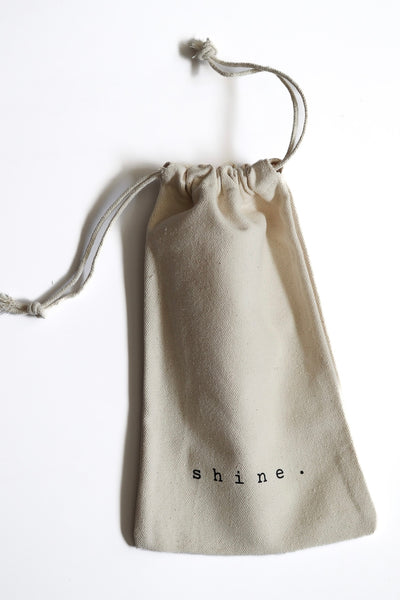 Shine linen pouch II