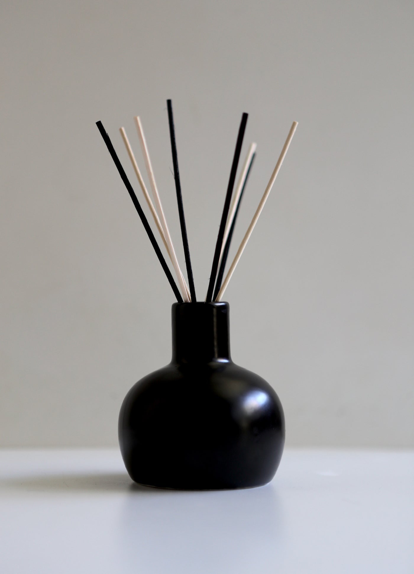 Natural reed diffuser