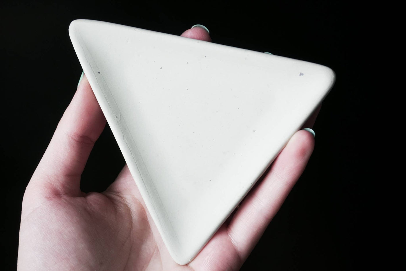 Triangle concrete dish